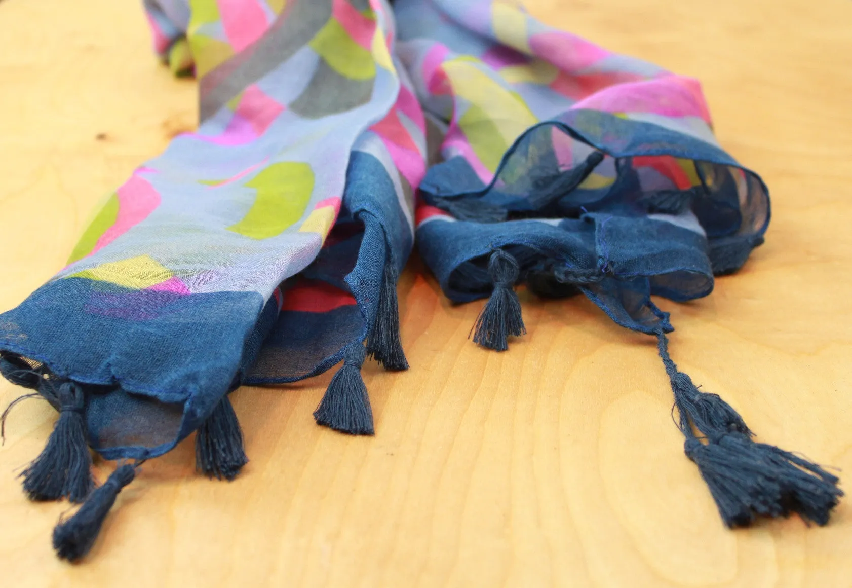 Aleutian Geo Tassel Scarf