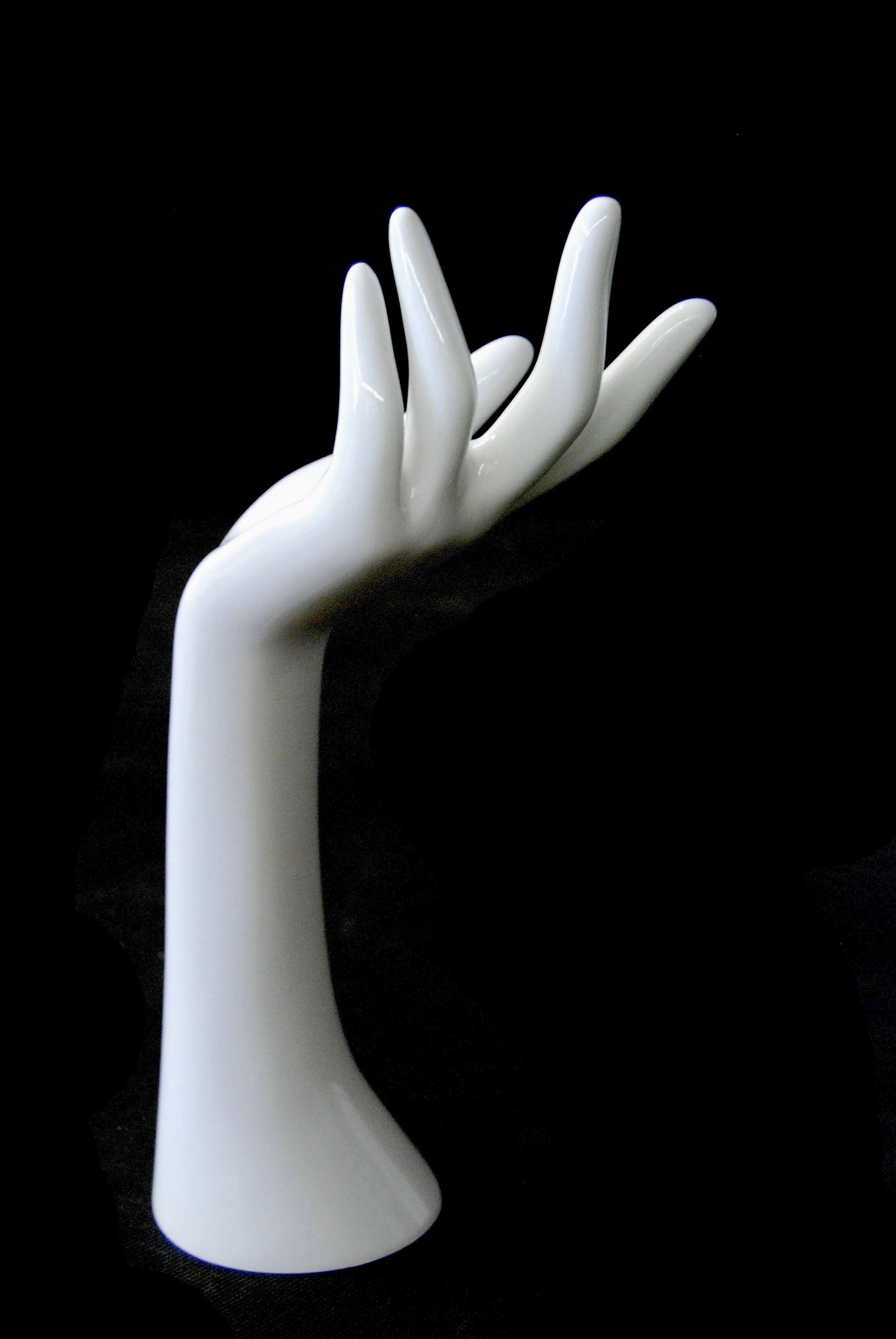 Jewelry Display Hand 1: Glossy White