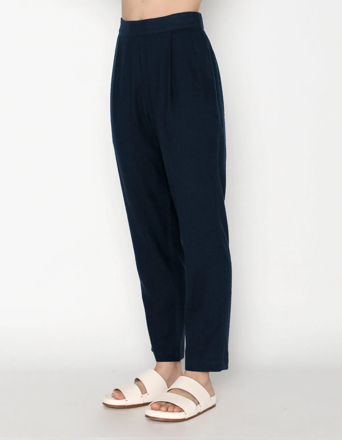 SIGNATURE RELAXED RAW SILK TROUSER